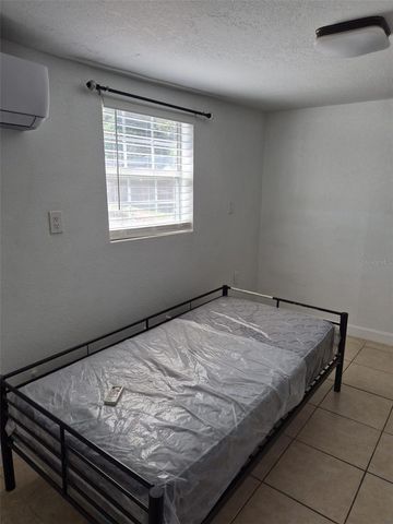 2411 S RAMONA CIRCLE, Tampa, FL 33612