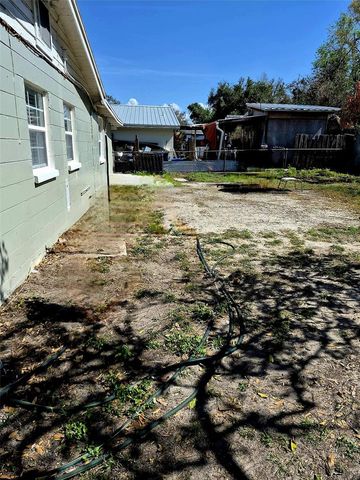 2411 S RAMONA CIRCLE, Tampa, FL 33612