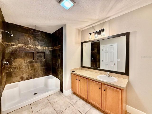 2409 HIBISCUS BAY LANE, Brandon, FL 33511