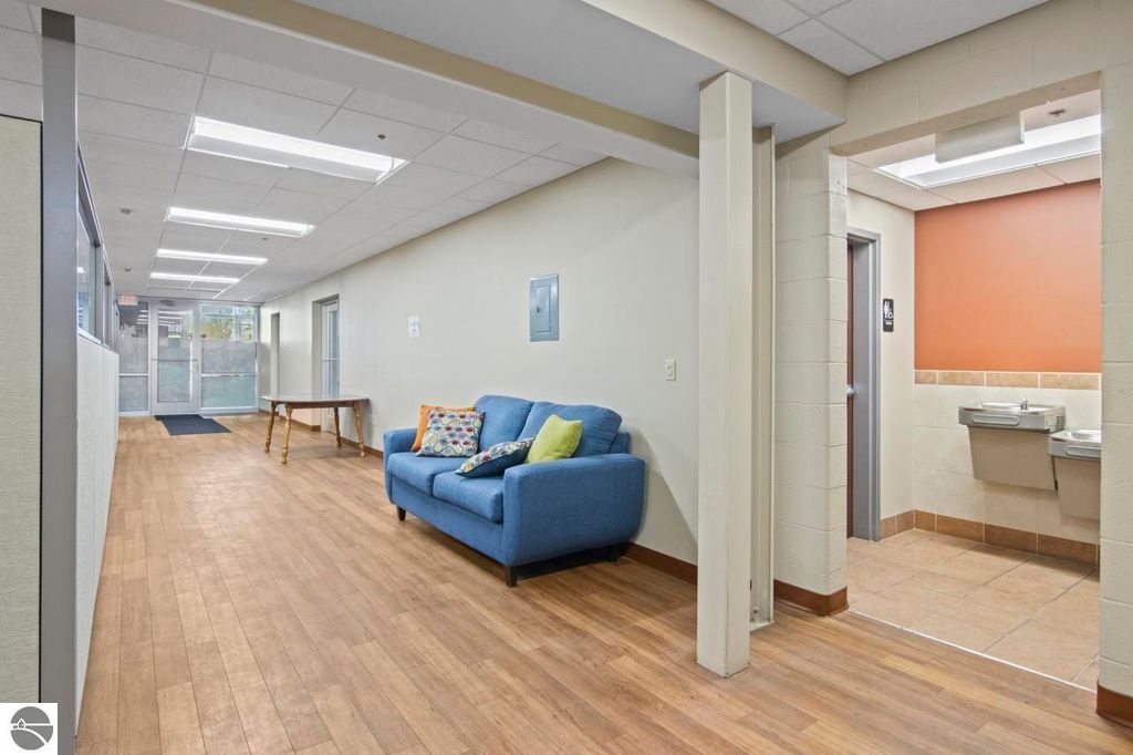 Image 14 of property listing at 1610 Barlow Street # 109, Traverse City, MI 49686