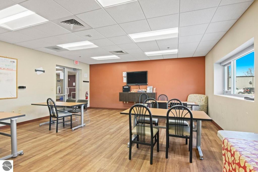 Image 19 of property listing at 1610 Barlow Street # 109, Traverse City, MI 49686