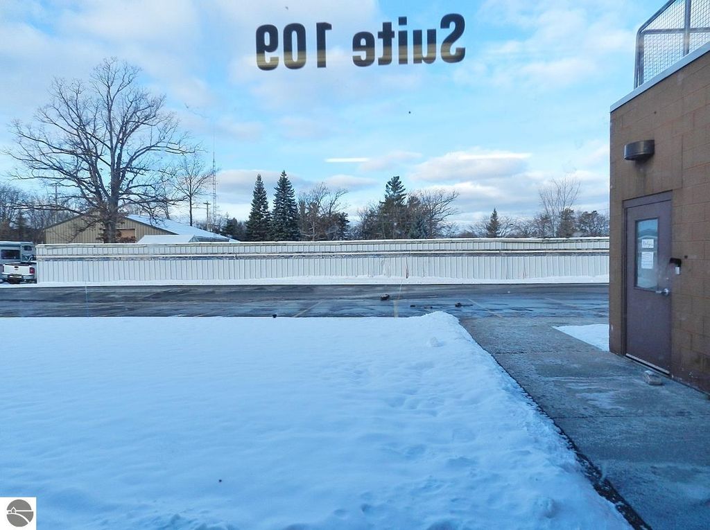 Image 27 of property listing at 1610 Barlow Street # 109, Traverse City, MI 49686