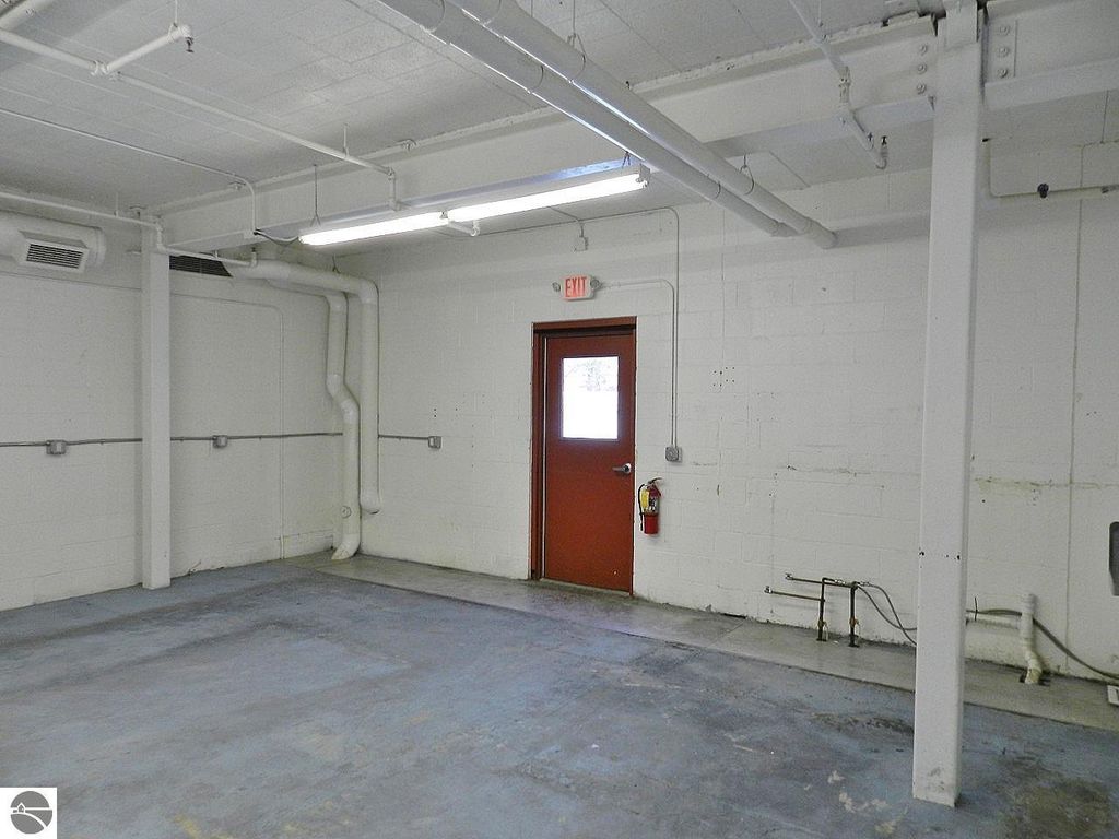 Image 30 of property listing at 1610 Barlow Street # 109, Traverse City, MI 49686