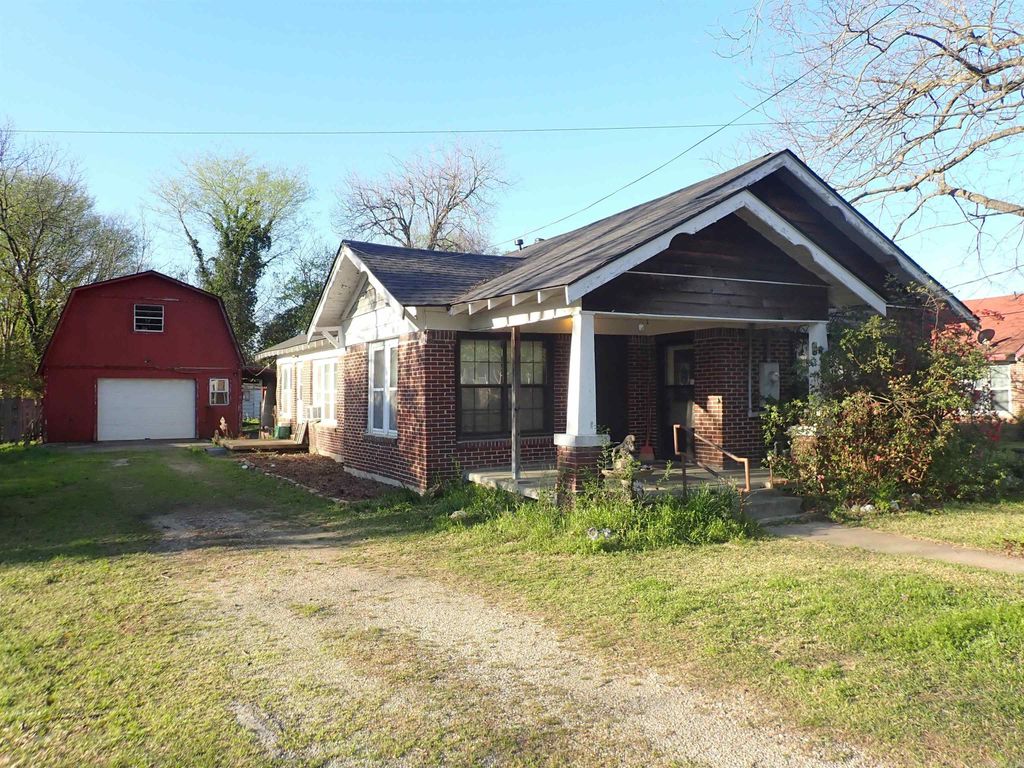 1309 Center Street, Arkadelphia, AR 71923