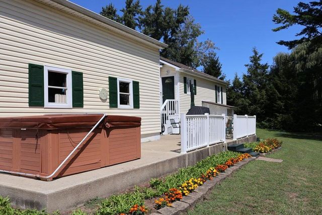 19449 US-12, New Buffalo, MI 49117