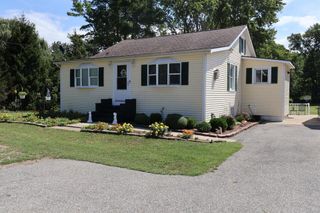 19449 US-12, New Buffalo, MI 49117