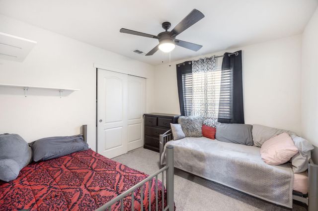 1163 Twinberry St, Plumas Lake, CA 95961