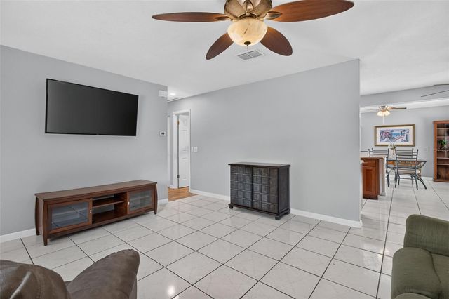 8153 CANDLEWOODE DRIVE, Largo, FL 33773