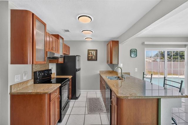 8153 CANDLEWOODE DRIVE, Largo, FL 33773