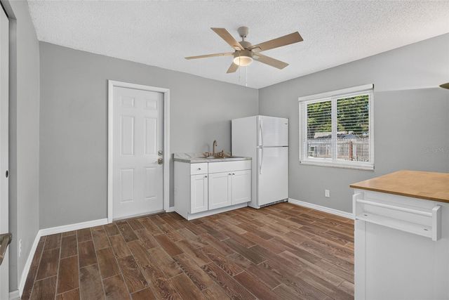 8153 CANDLEWOODE DRIVE, Largo, FL 33773