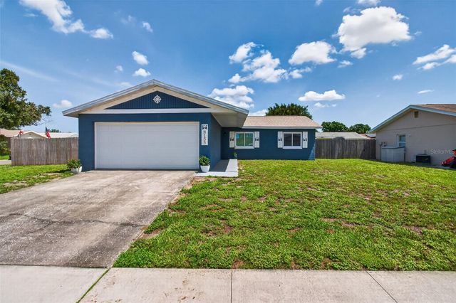 8153 CANDLEWOODE DRIVE, Largo, FL 33773