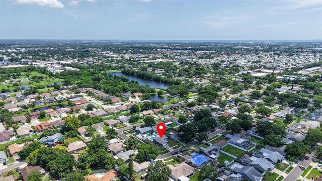 8153 CANDLEWOODE DRIVE, Largo, FL 33773