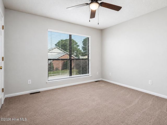 41 Upton Ct Drive, Greenville, NC 27858