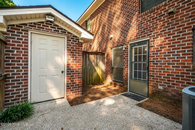 41 Upton Ct Drive, Greenville, NC 27858