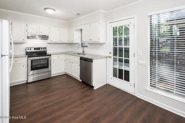 41 Upton Ct Drive, Greenville, NC 27858
