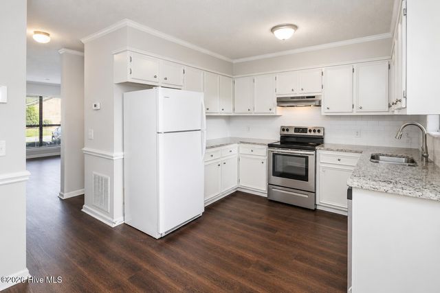 41 Upton Ct Drive, Greenville, NC 27858