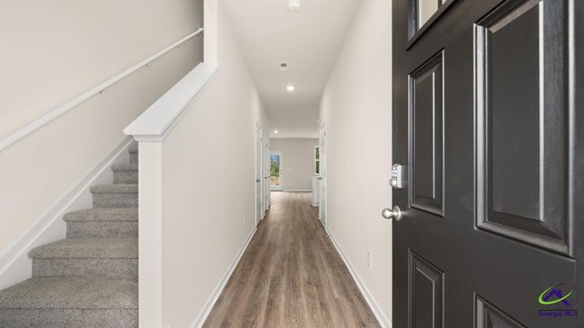 212 Kenmore Circle, Perry, GA 31069