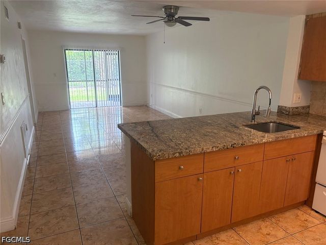 2700 PARK WINDSOR DR 713, Fort Myers, FL 33901