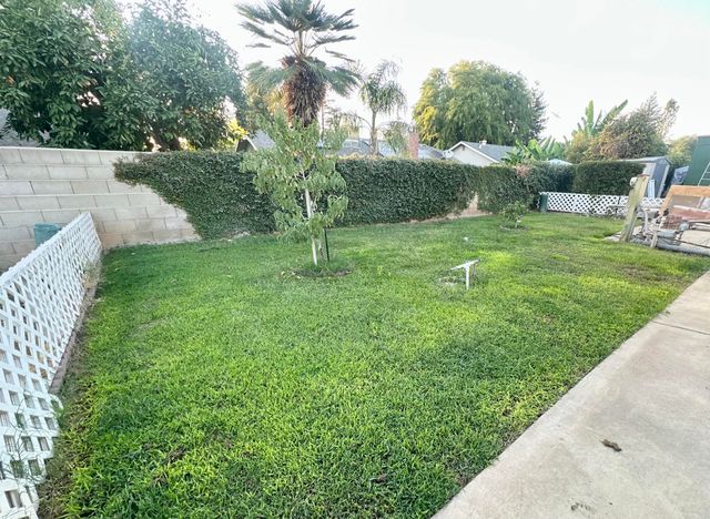 314 N Albert Avenue 62, Exeter, CA 93221