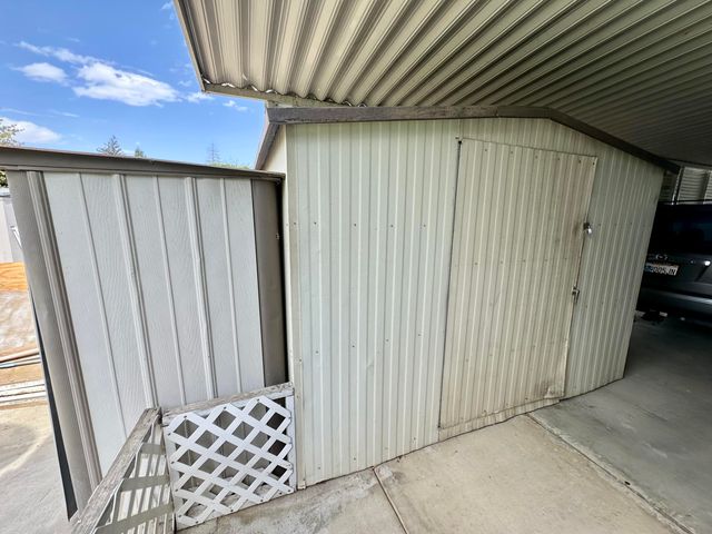 314 N Albert Avenue 62, Exeter, CA 93221