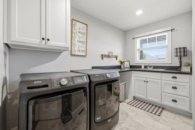 733 N Fox Hill Circle, Nixa, MO 65714