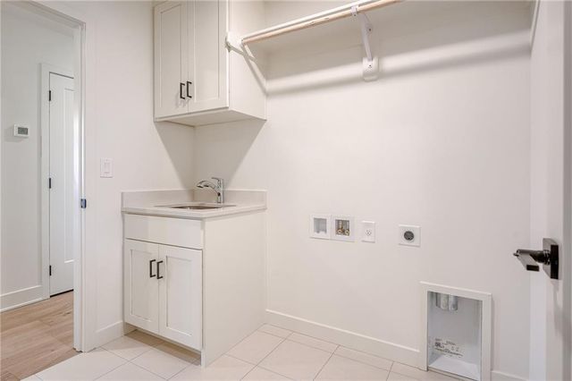 12411 W 182nd Court, Overland Park, KS 66013