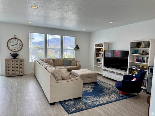 1477 E 3125 N, Layton, UT 84040