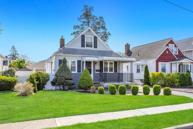 126 New York Avenue, West Hempstead, NY 11552