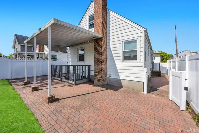126 New York Avenue, West Hempstead, NY 11552