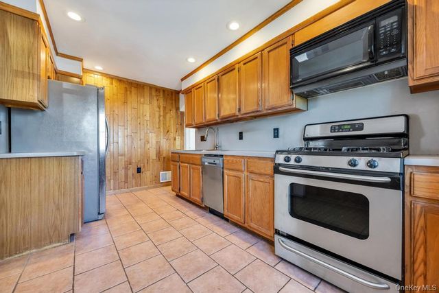126 New York Avenue, West Hempstead, NY 11552