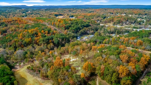64 Wallaby Way, Harrison, TN 37341