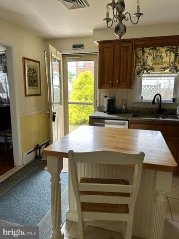 311 POTOMAC RD, Wilmington, DE 19803