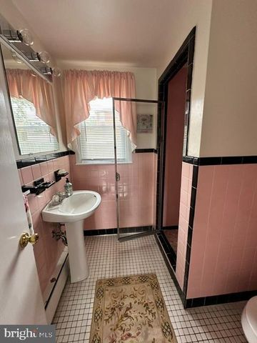 311 POTOMAC RD, Wilmington, DE 19803