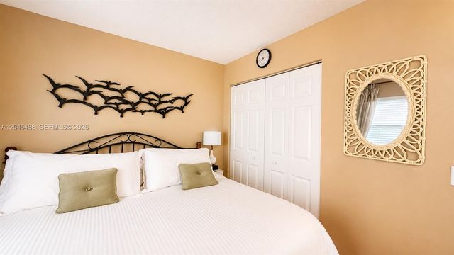 1151 SW 128th Terrace 206D, Pembroke Pines, FL 33027