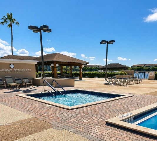 1151 SW 128th Terrace 206D, Pembroke Pines, FL 33027