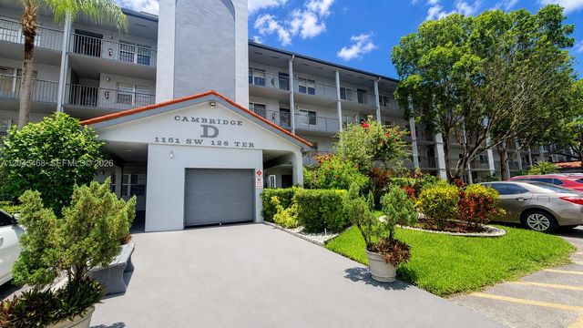 1151 SW 128th Terrace 206D, Pembroke Pines, FL 33027
