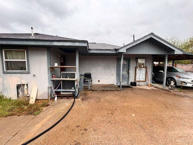 220 W 6th Street, Sullivan City, TX 78595