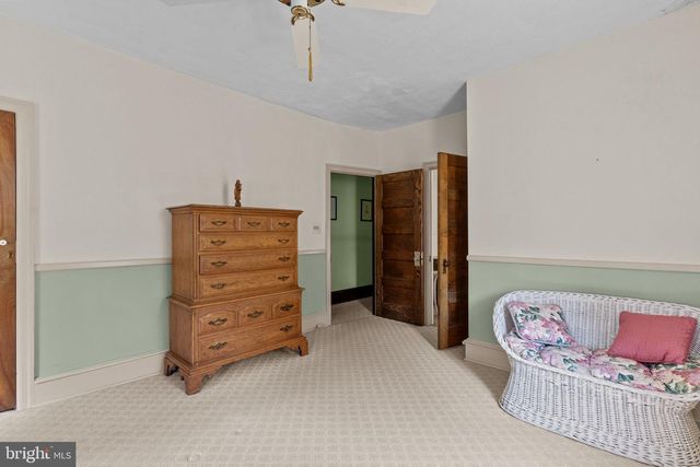 1218 ALLENGROVE STREET, Philadelphia, PA 19124