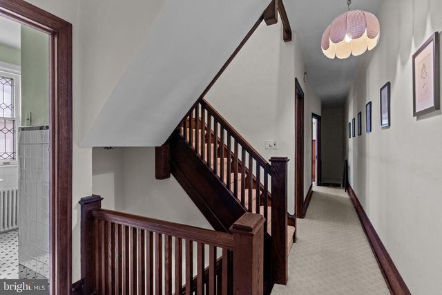 1218 ALLENGROVE STREET, Philadelphia, PA 19124