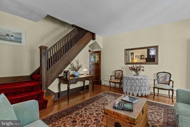 1218 ALLENGROVE STREET, Philadelphia, PA 19124