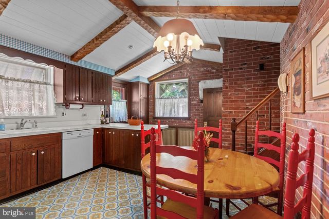 1218 ALLENGROVE STREET, Philadelphia, PA 19124