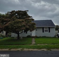 30 HUNTER RD, New Castle, DE 19720