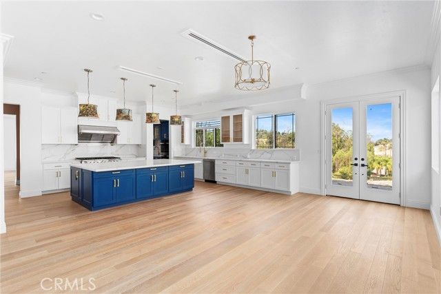 17190 Small Canyon Ln, Riverside, CA 92506