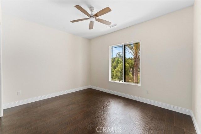 17190 Small Canyon Ln, Riverside, CA 92506