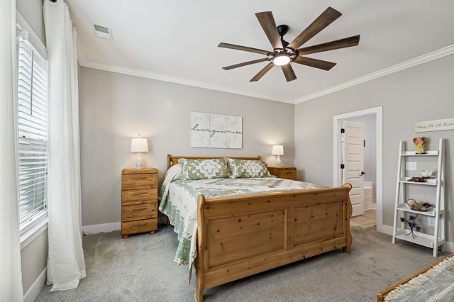 734 Omaha Dr, Gallatin, TN 37066