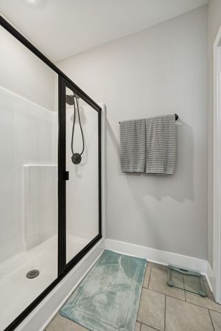 734 Omaha Dr, Gallatin, TN 37066