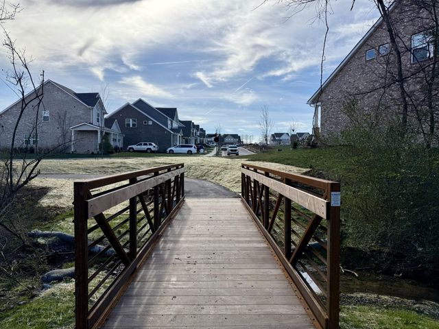 734 Omaha Dr, Gallatin, TN 37066