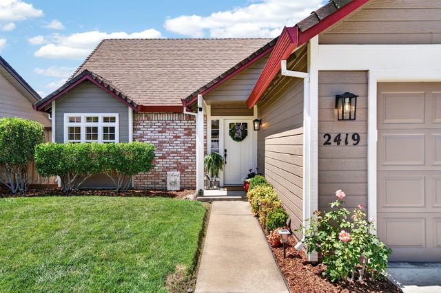 2419 Laurelwood Ct, Rocklin, CA 95677