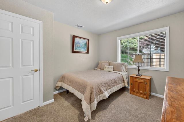 2419 Laurelwood Ct, Rocklin, CA 95677