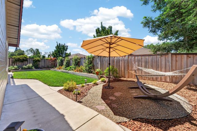 2419 Laurelwood Ct, Rocklin, CA 95677